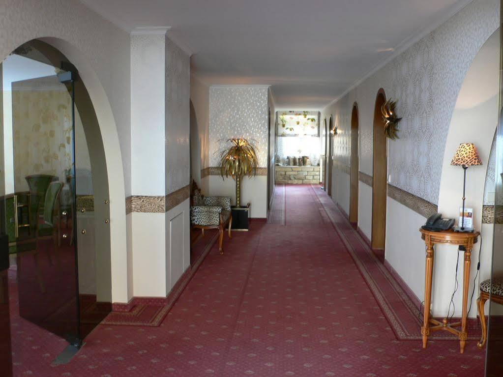 Hotel-Restaurant Arneggers Adler Tiefenbronn Εξωτερικό φωτογραφία