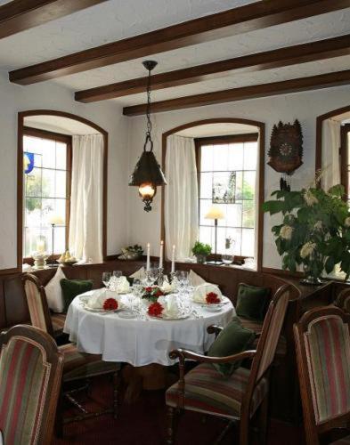 Hotel-Restaurant Arneggers Adler Tiefenbronn Εξωτερικό φωτογραφία