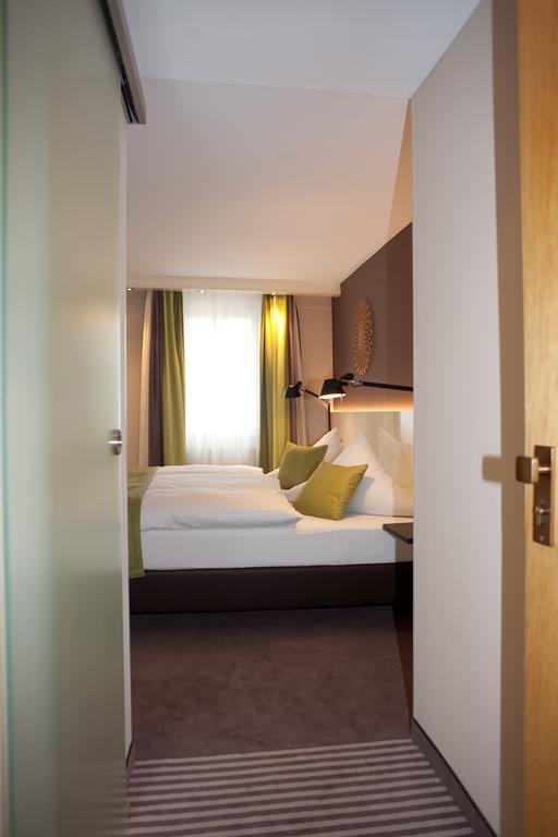 Hotel-Restaurant Arneggers Adler Tiefenbronn Εξωτερικό φωτογραφία