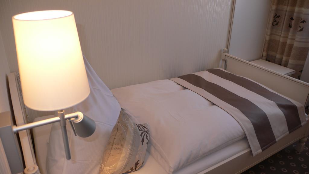 Hotel-Restaurant Arneggers Adler Tiefenbronn Εξωτερικό φωτογραφία