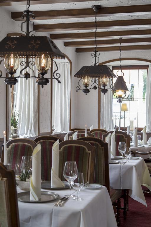 Hotel-Restaurant Arneggers Adler Tiefenbronn Εξωτερικό φωτογραφία